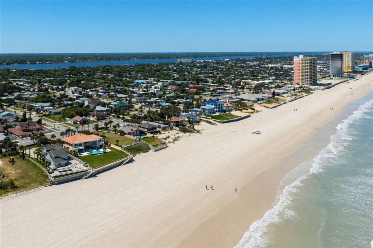 1504 N Atlantic Avenue, Daytona Beach, FL 32118 Photo