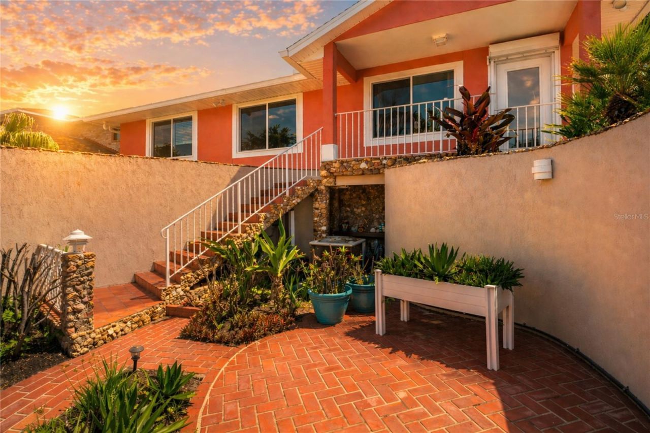 1504 N Atlantic Avenue, Daytona Beach, FL 32118 Photo