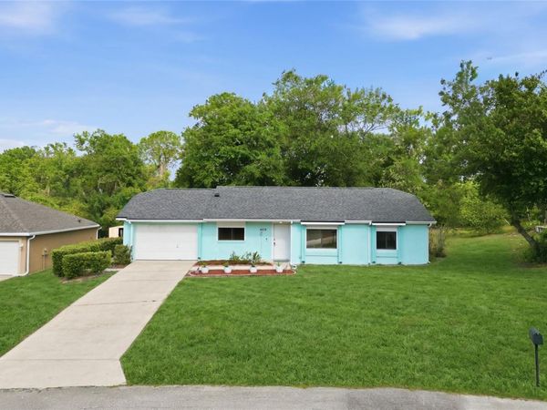 2246 W FIRWOOD DRIVE, DELTONA, FL 32725