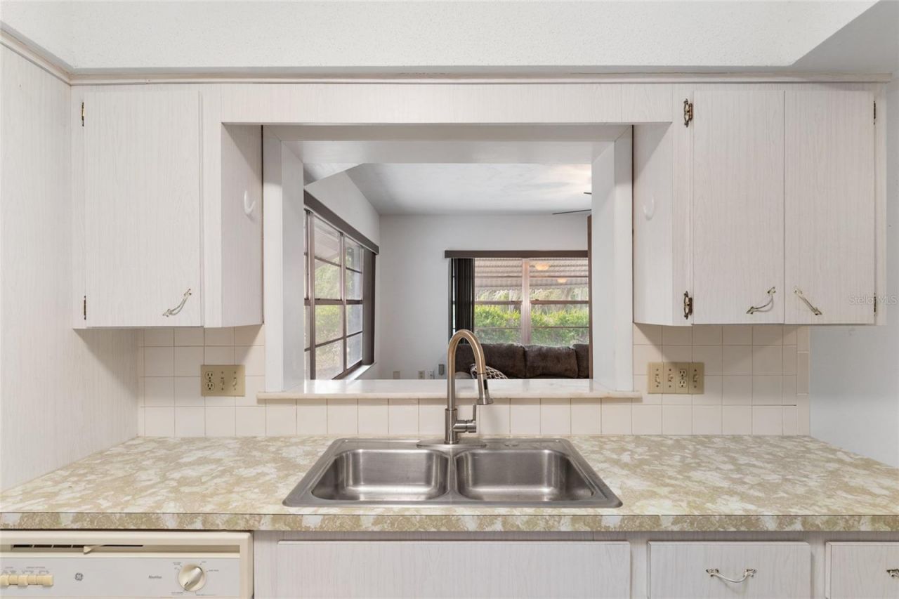 9317 E Crescent Drive , Inverness, FL 34450 Photo