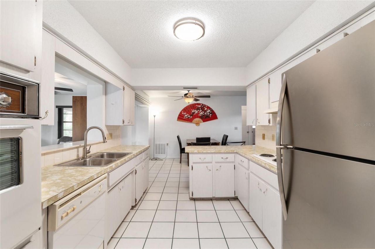 9317 E Crescent Drive , Inverness, FL 34450 Photo