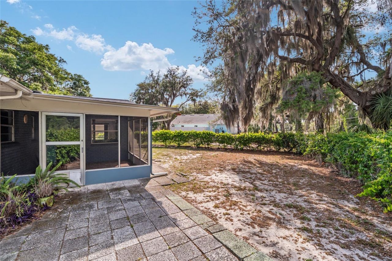 9317 E Crescent Drive , Inverness, FL 34450 Photo