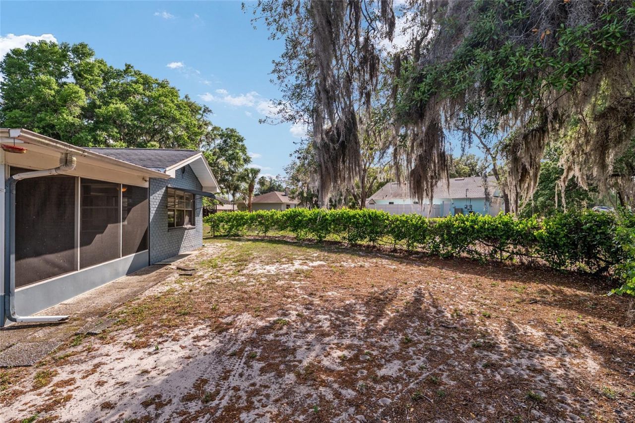 9317 E Crescent Drive , Inverness, FL 34450 Photo