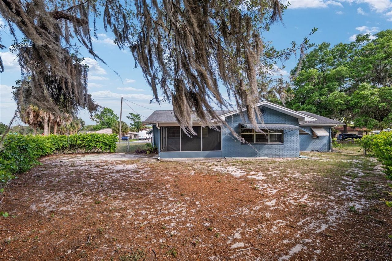 9317 E Crescent Drive , Inverness, FL 34450 Photo