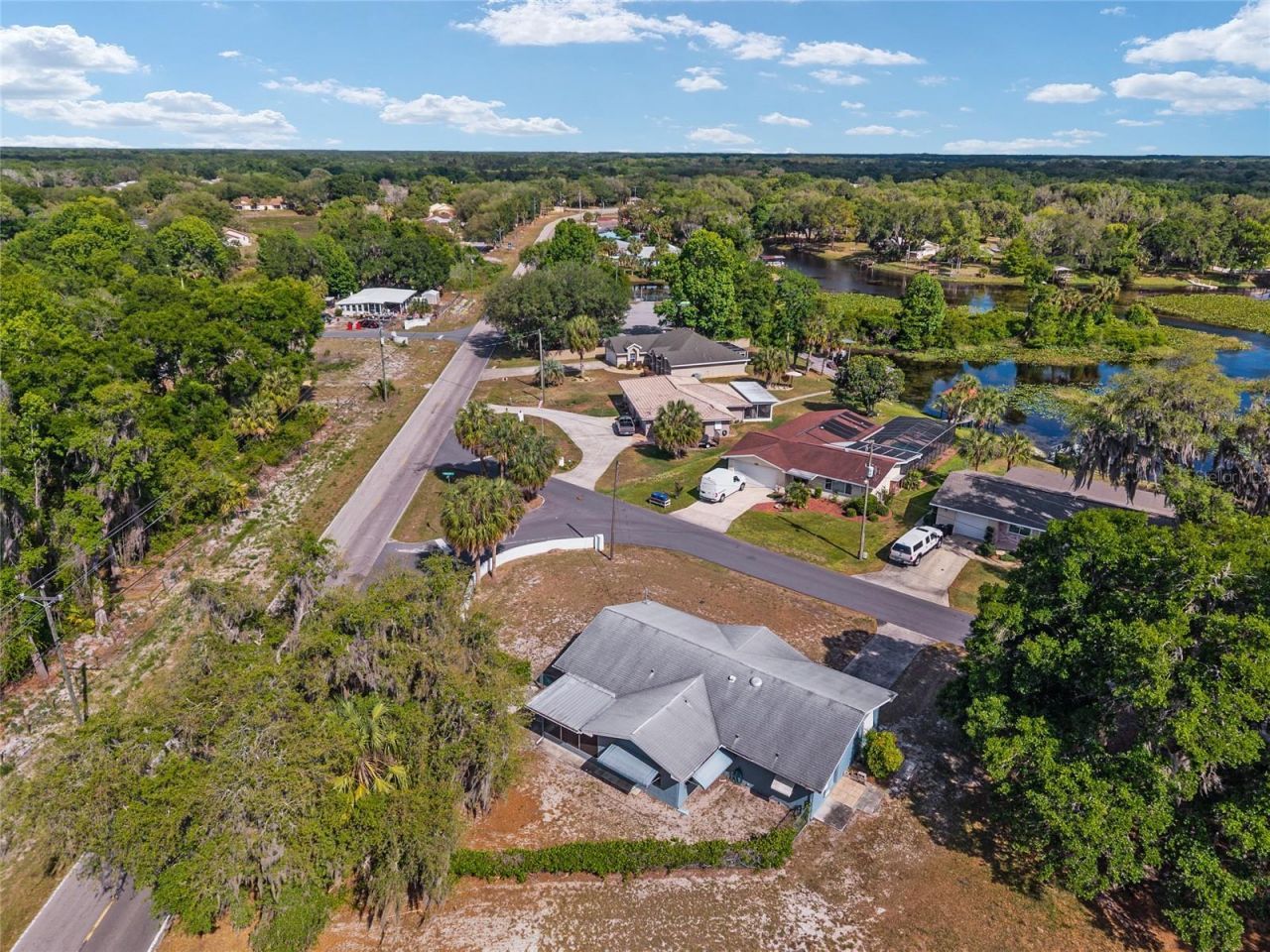 9317 E Crescent Drive , Inverness, FL 34450 Photo