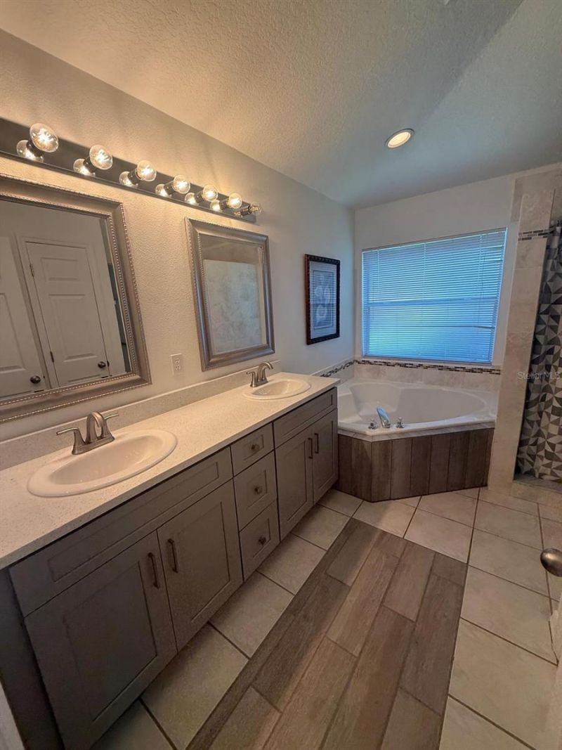 2930 Rivers End Road , Orlando, FL 32817 Photo