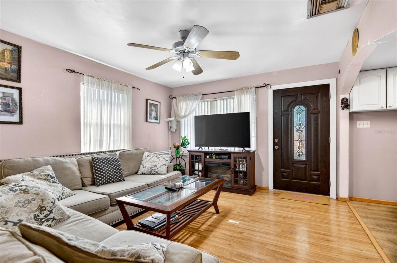 1417 W Yukon Street, Tampa, FL 33604 Photo