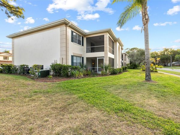 3402 LATANIA DRIVE , Unit 321, TAMPA, FL 33618