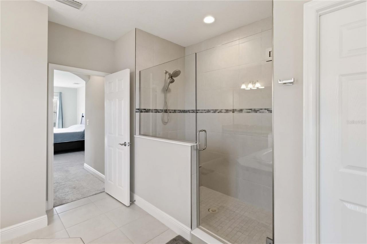 805 Viscount Street , Brandon, FL 33511 Photo