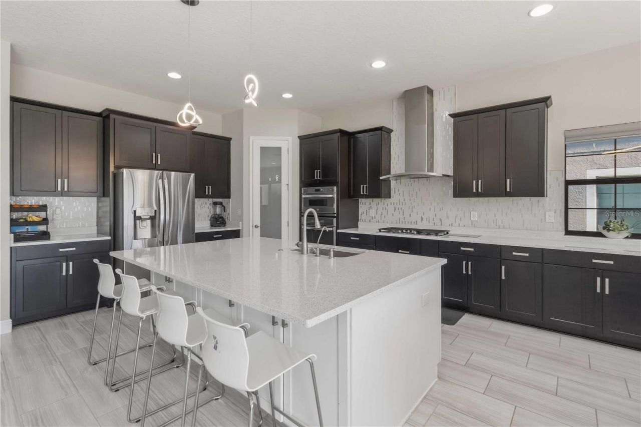 805 Viscount Street , Brandon, FL 33511 Photo