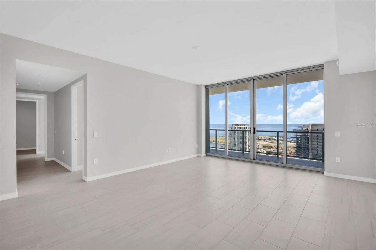 400 Central Avenue, Unit 3603, Saint Petersburg, FL 33701 Photo