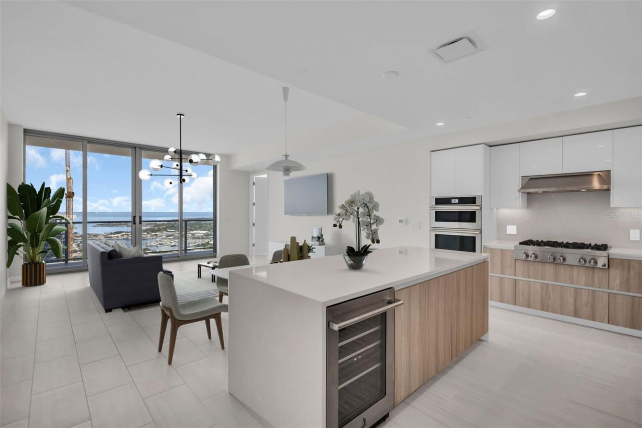 400 Central Avenue, Unit 3603, Saint Petersburg, FL 33701 Photo