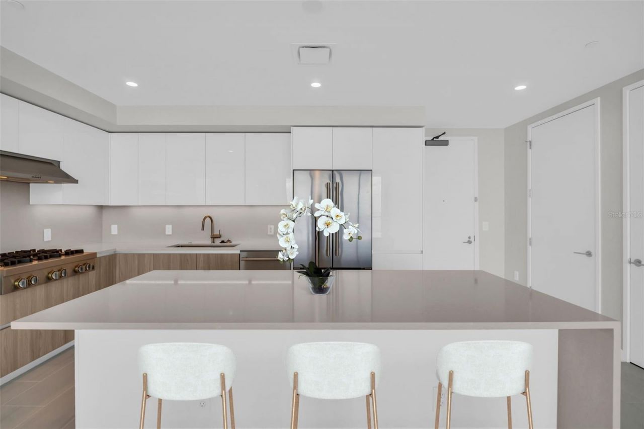400 Central Avenue, Unit 3603, Saint Petersburg, FL 33701 Photo