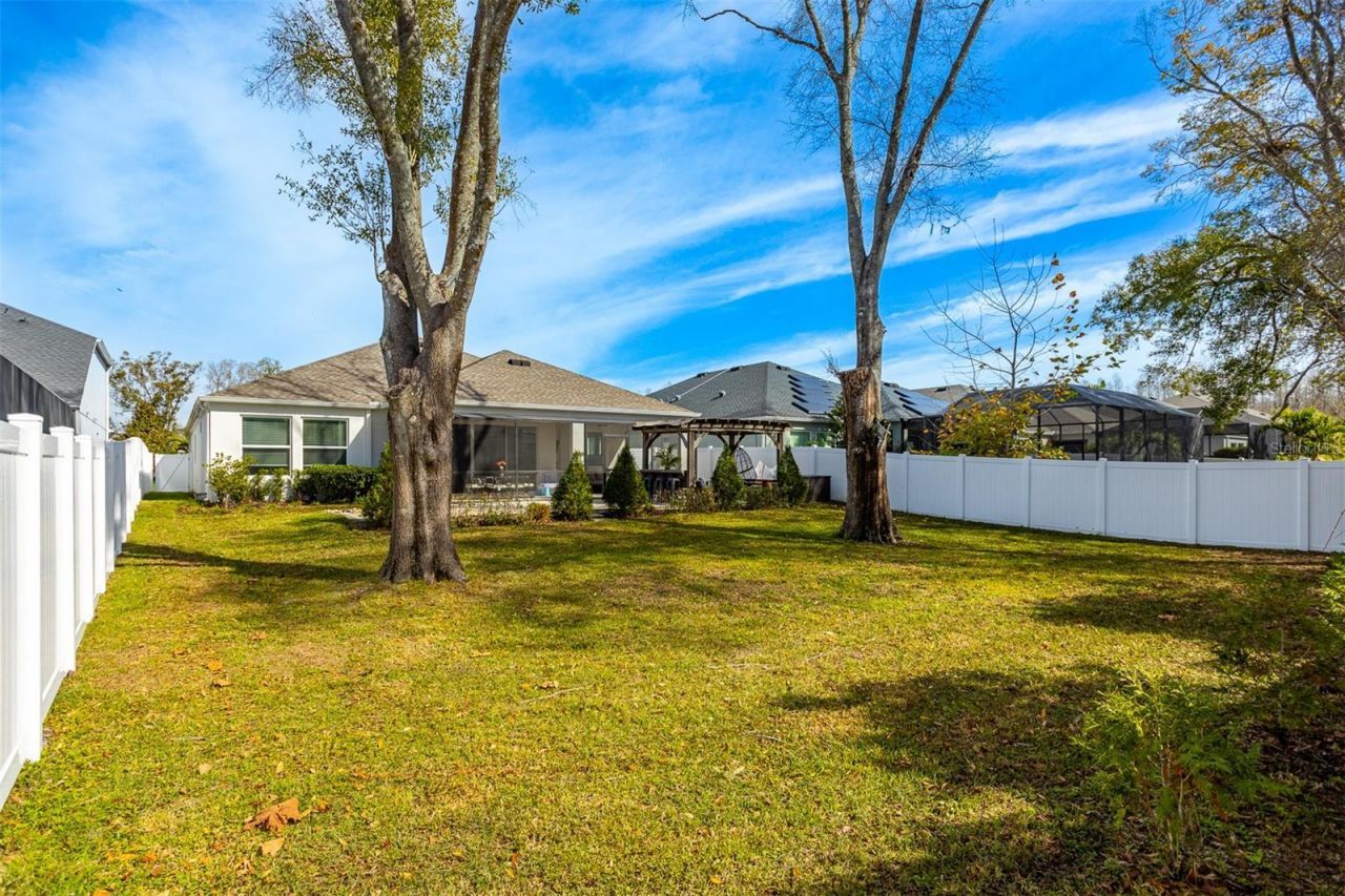 4914 Lakeshore Oaks Court , Tampa, FL 33624 Photo