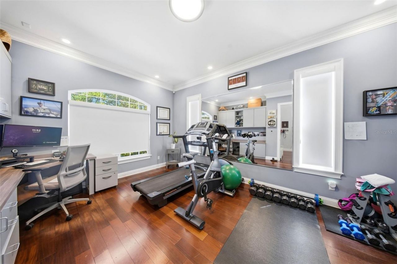 234 36th Avenue Ne, Saint Petersburg, FL 33704 Photo