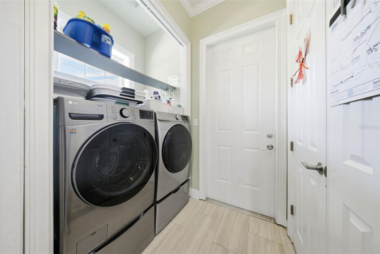 234 36th Avenue Ne, Saint Petersburg, FL 33704 Photo