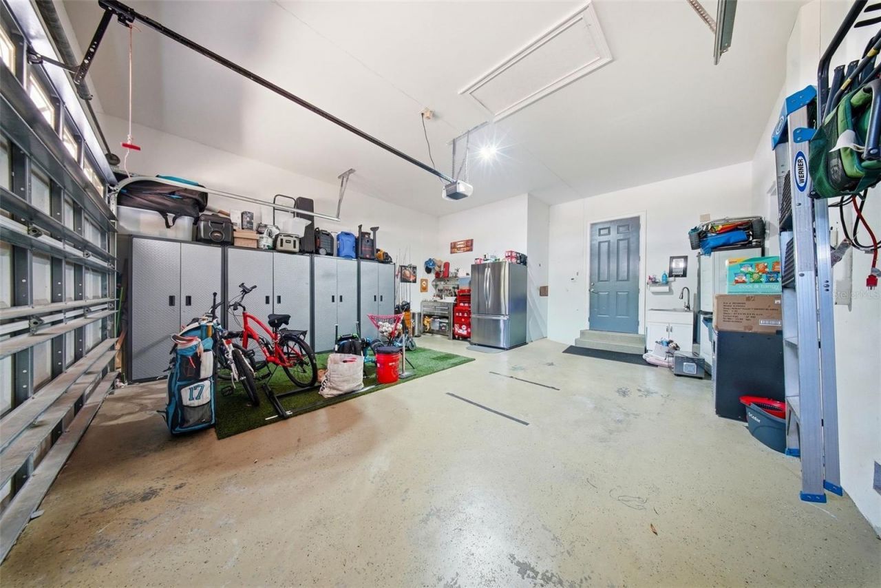 234 36th Avenue Ne, Saint Petersburg, FL 33704 Photo