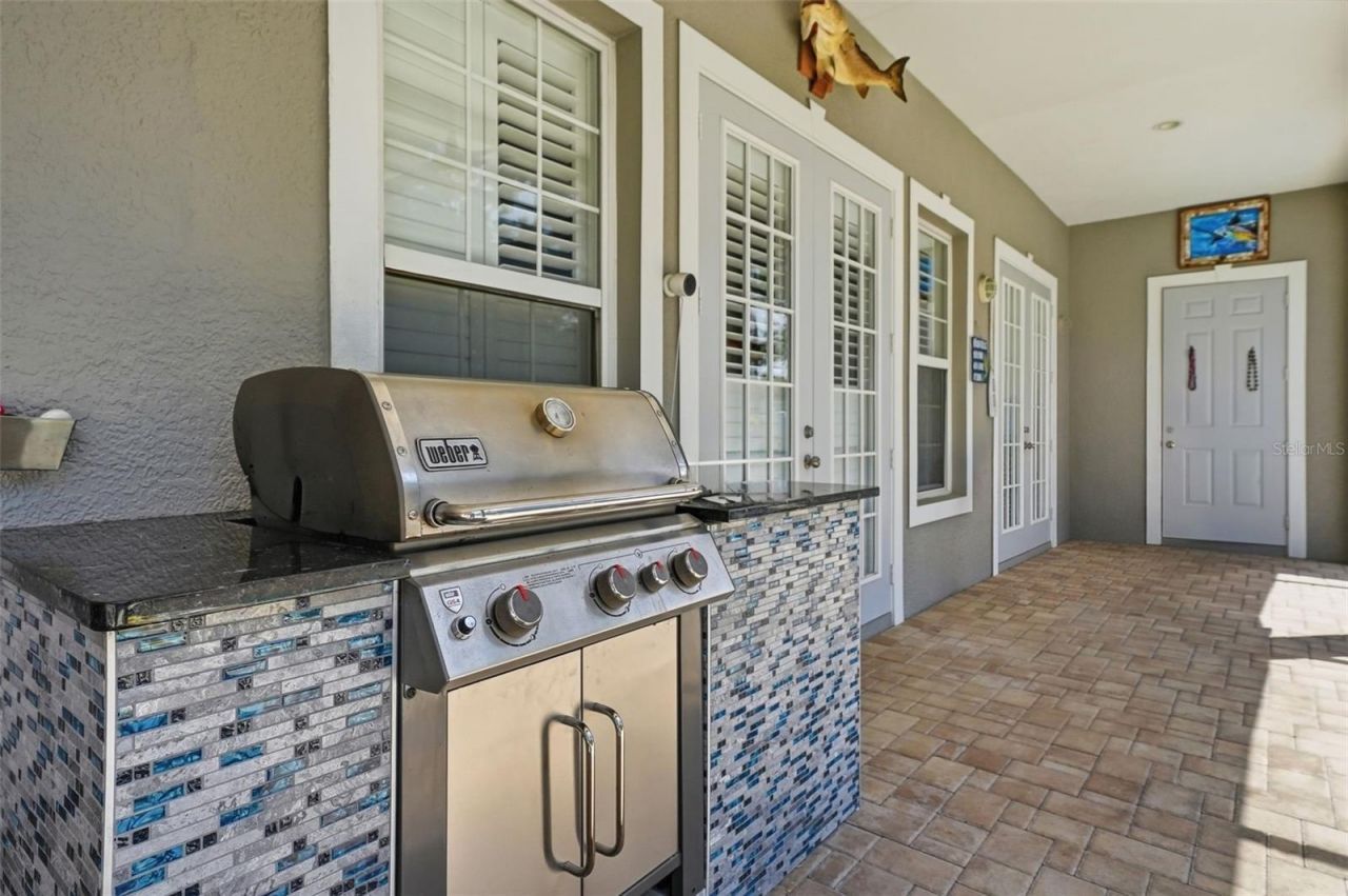 234 36th Avenue Ne, Saint Petersburg, FL 33704 Photo