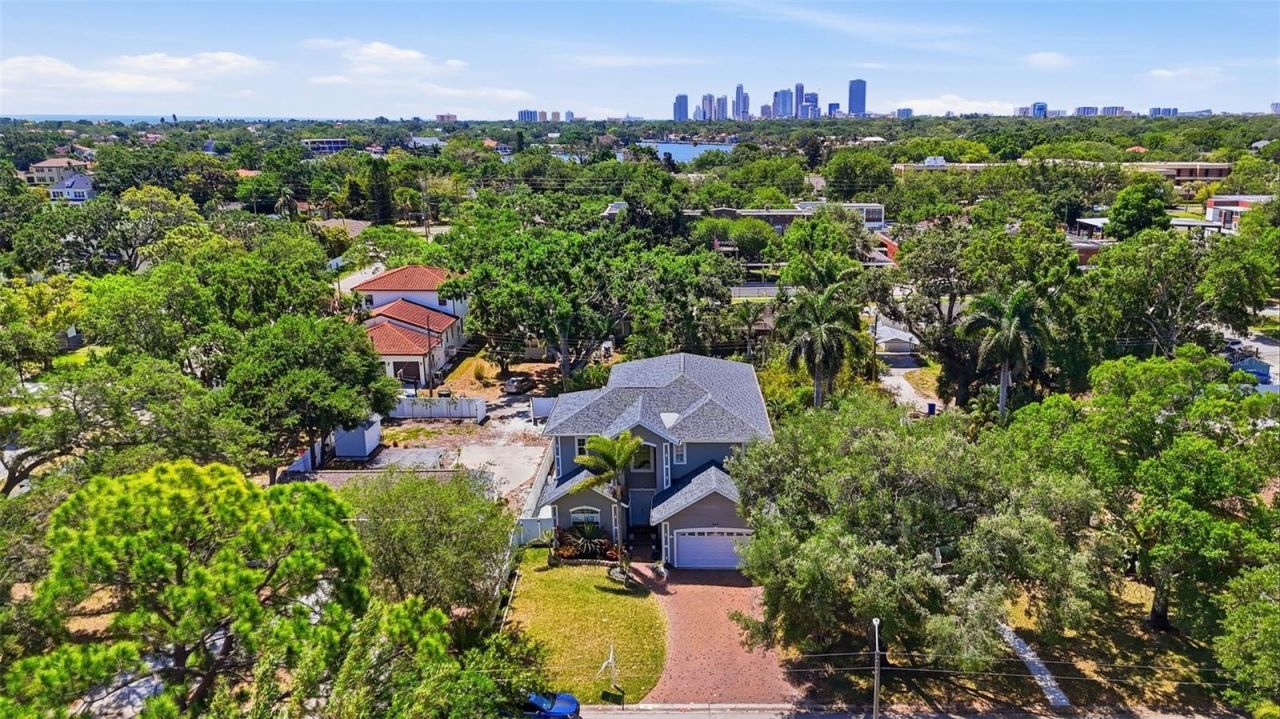 234 36th Avenue Ne, Saint Petersburg, FL 33704 Photo