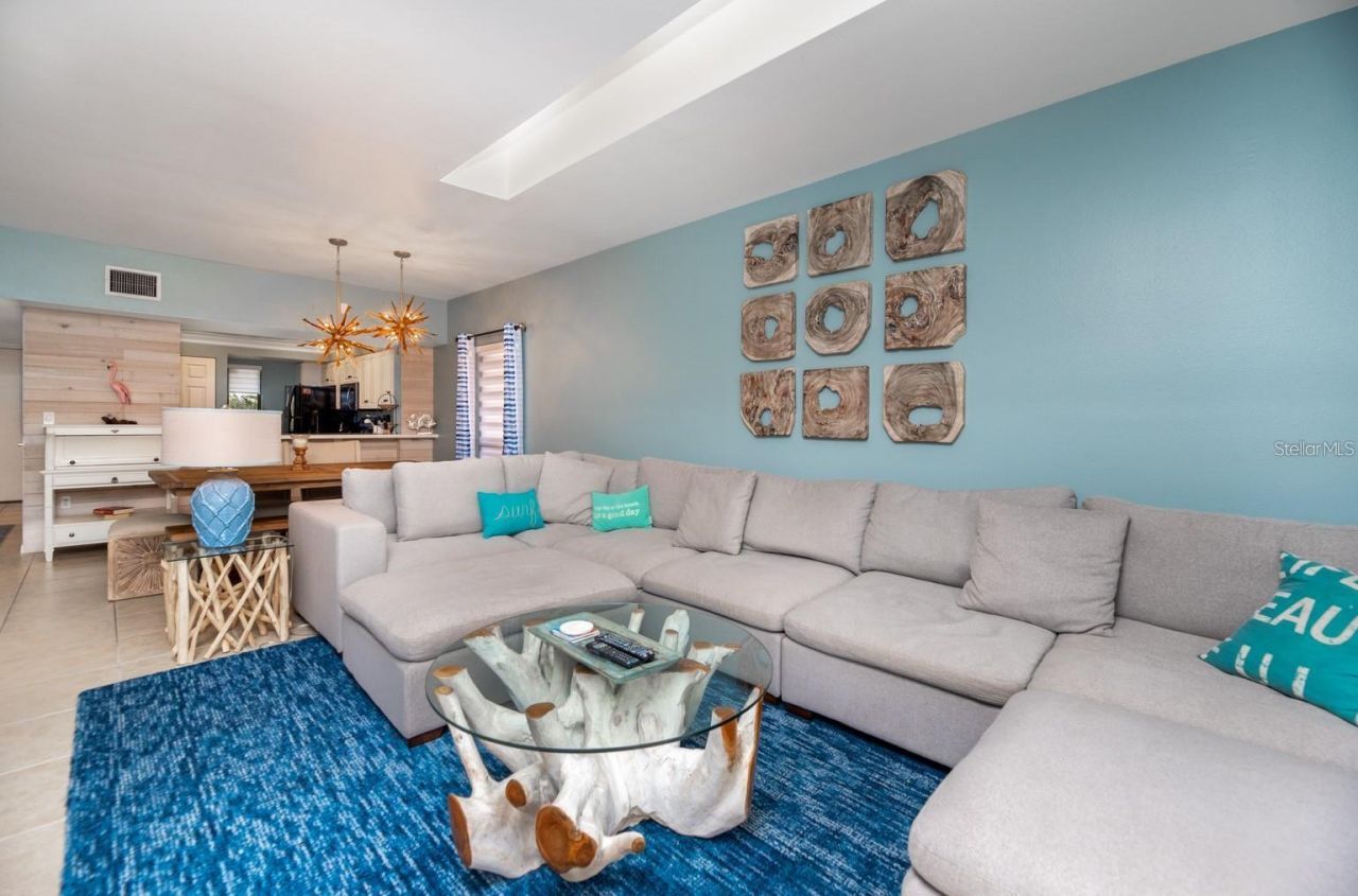 6006 Gulf Drive, Unit 207, Holmes Beach, FL 34217 Photo