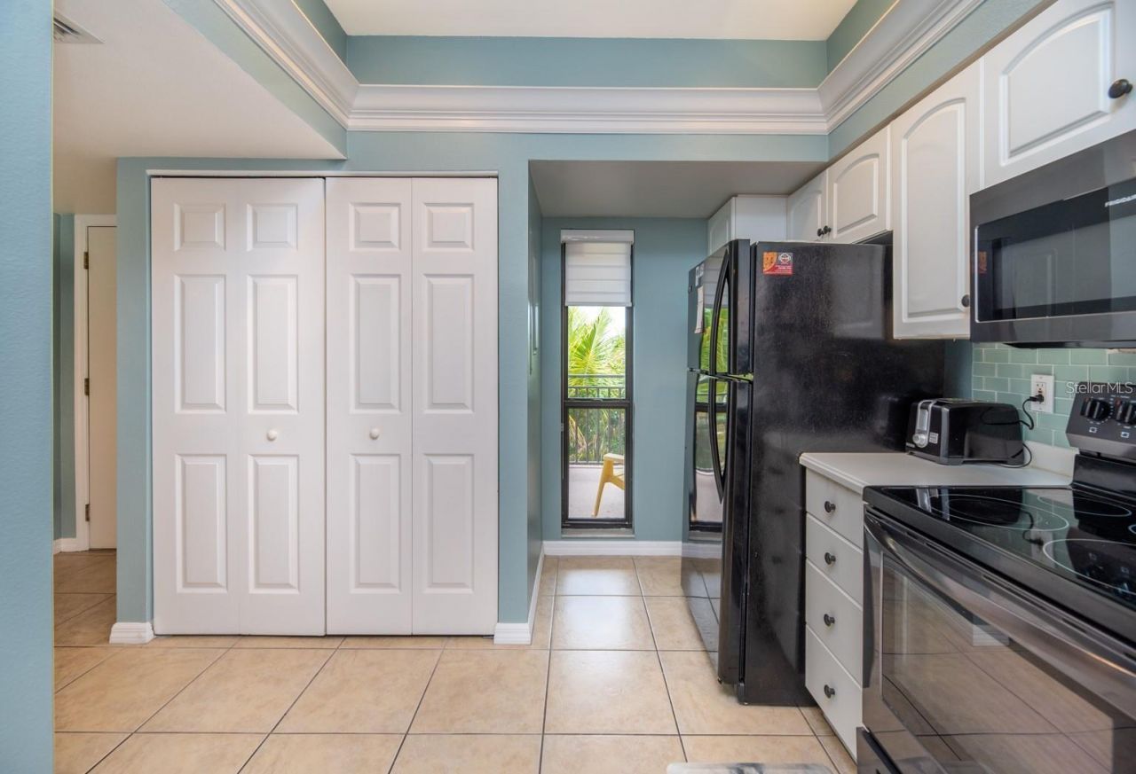 6006 Gulf Drive, Unit 207, Holmes Beach, FL 34217 Photo