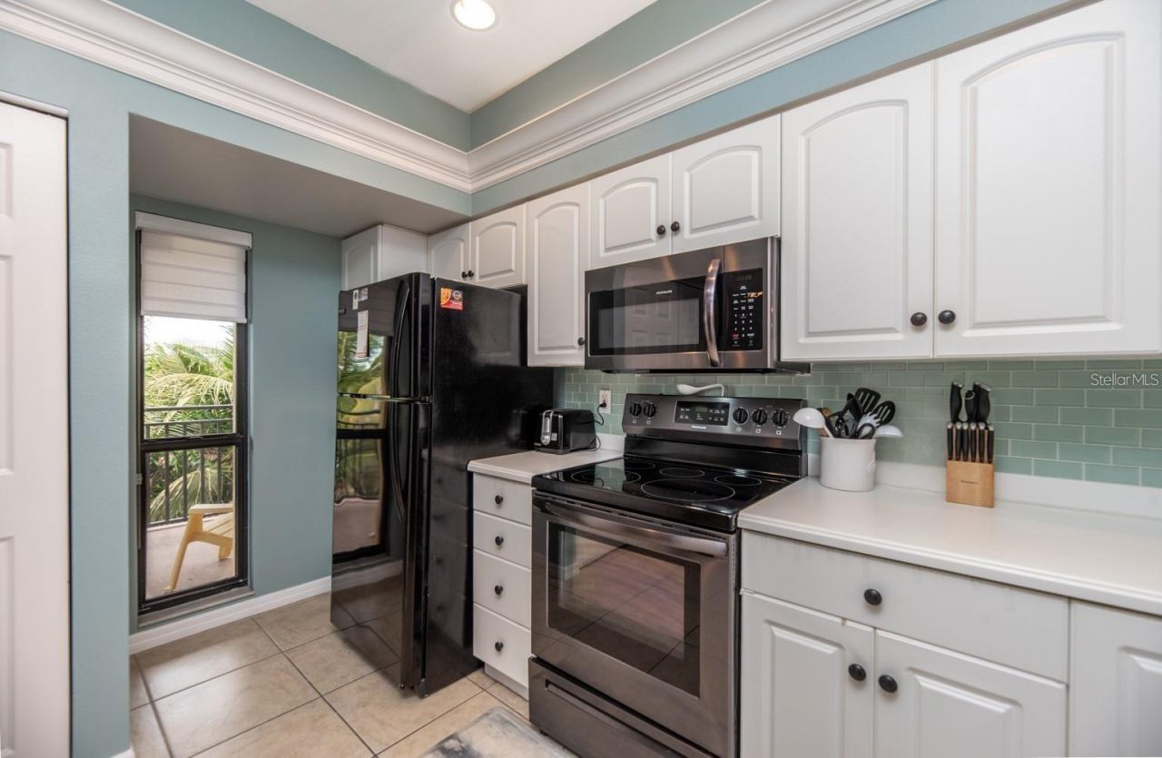 6006 Gulf Drive, Unit 207, Holmes Beach, FL 34217 Photo