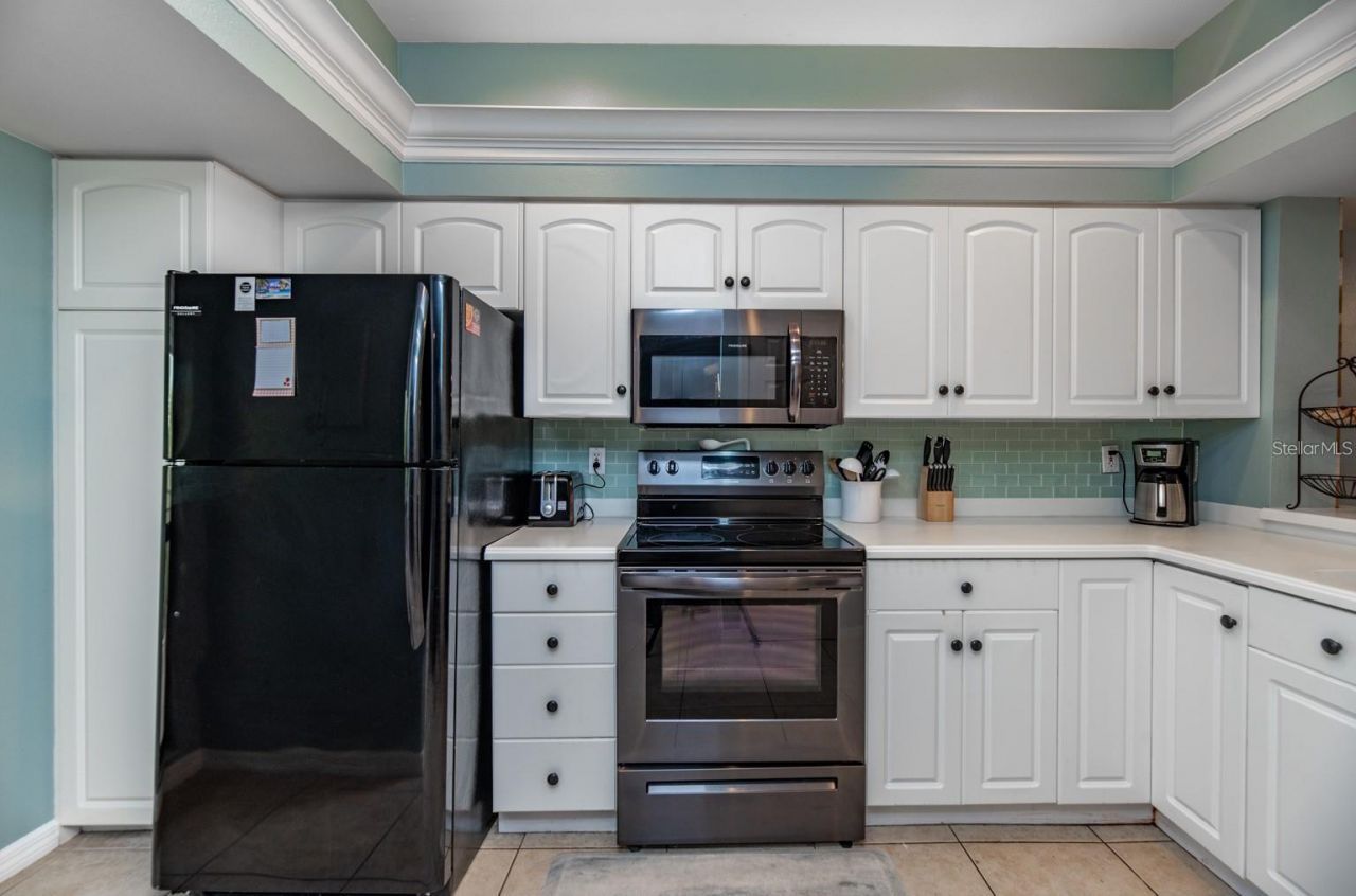 6006 Gulf Drive, Unit 207, Holmes Beach, FL 34217 Photo