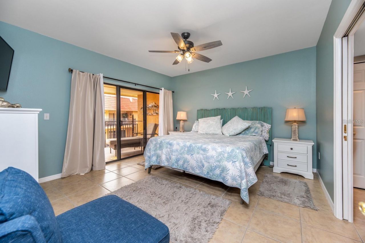 6006 Gulf Drive, Unit 207, Holmes Beach, FL 34217 Photo