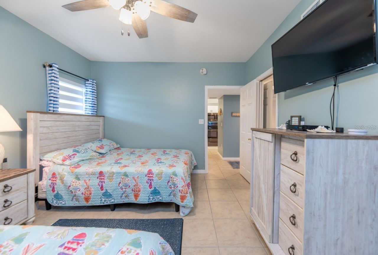 6006 Gulf Drive, Unit 207, Holmes Beach, FL 34217 Photo