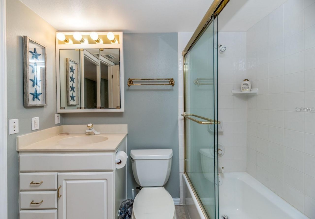 6006 Gulf Drive, Unit 207, Holmes Beach, FL 34217 Photo