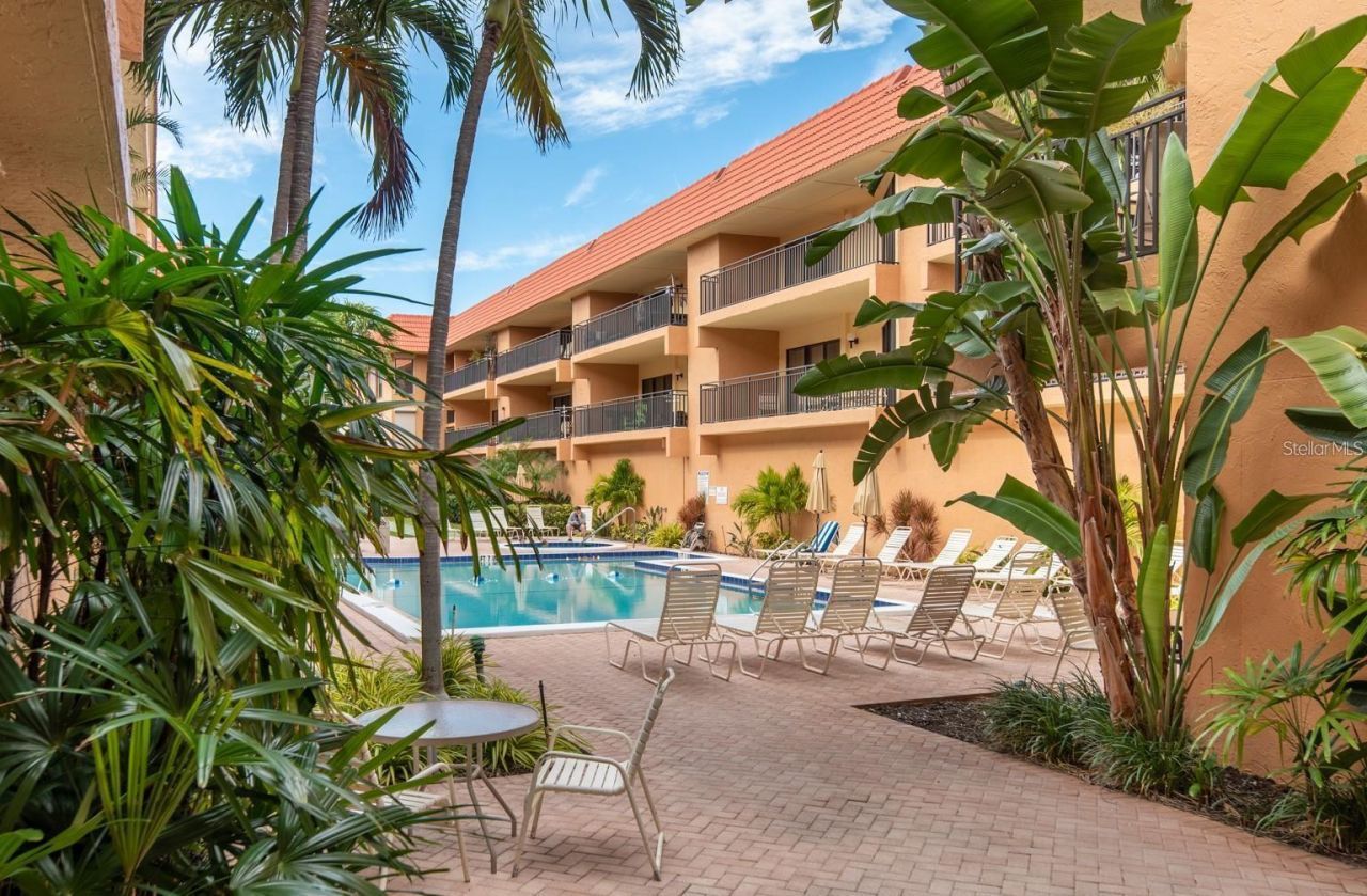 6006 Gulf Drive, Unit 207, Holmes Beach, FL 34217 Photo