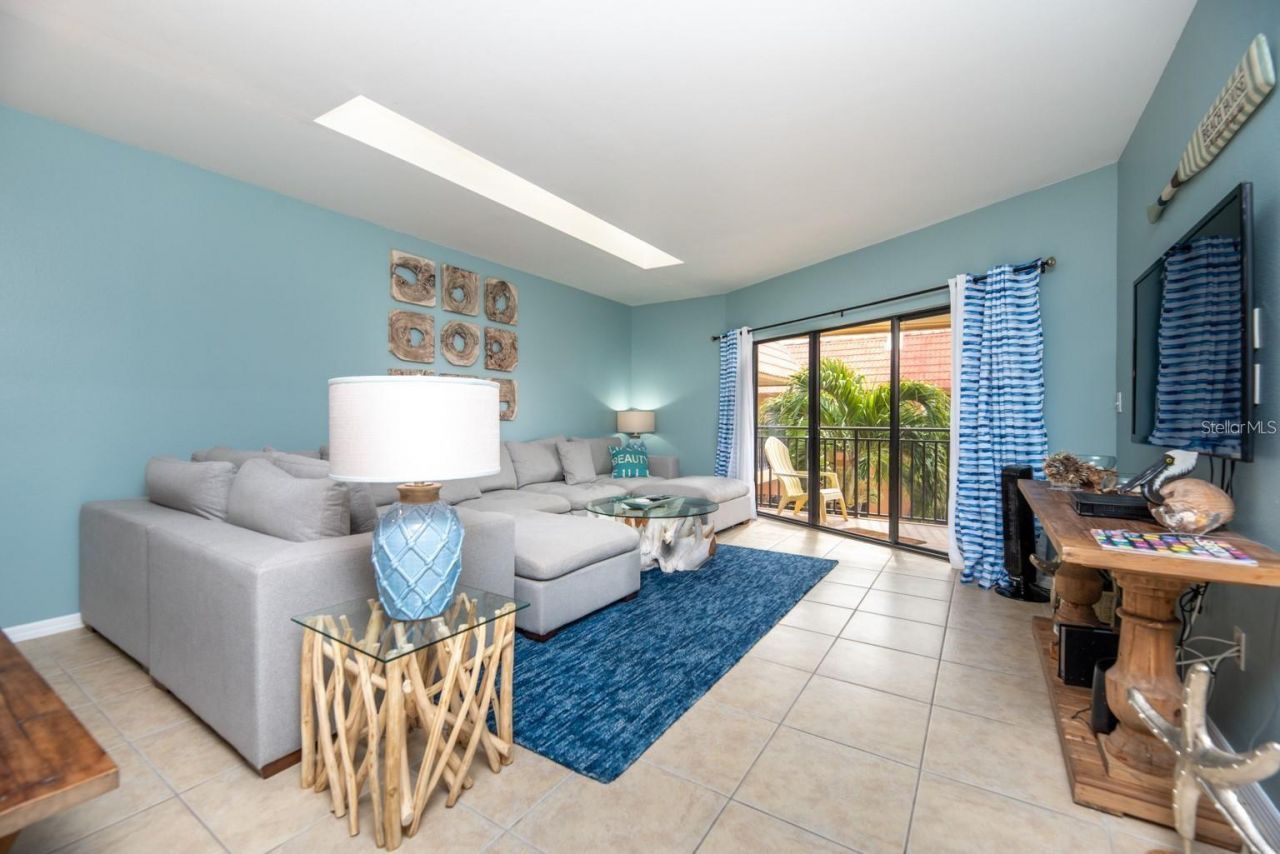 6006 Gulf Drive, Unit 207, Holmes Beach, FL 34217 Photo