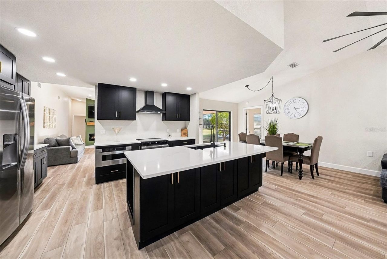 11325 Glenmont Drive, Tampa, FL 33635 Photo
