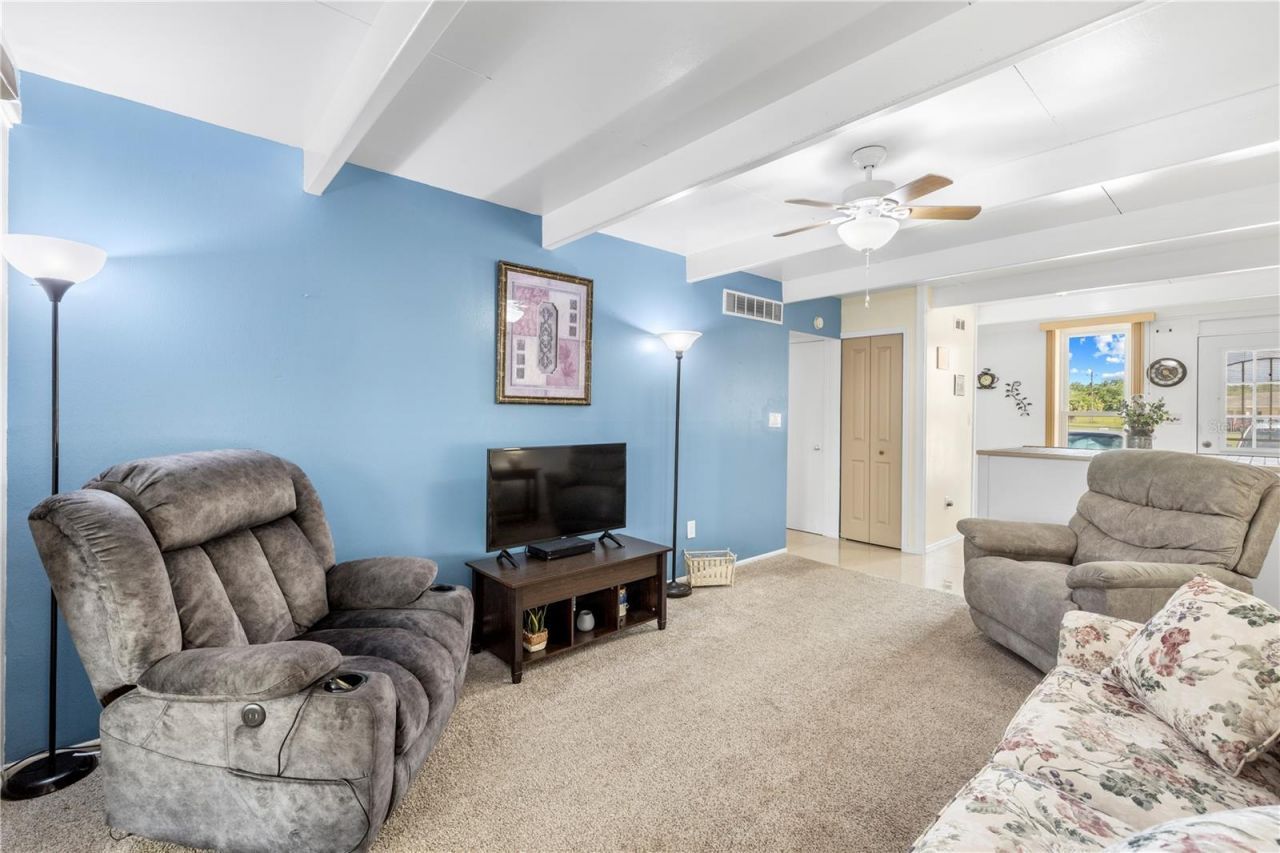 4209 Club Circle, Lakeshore, FL 33854 Photo