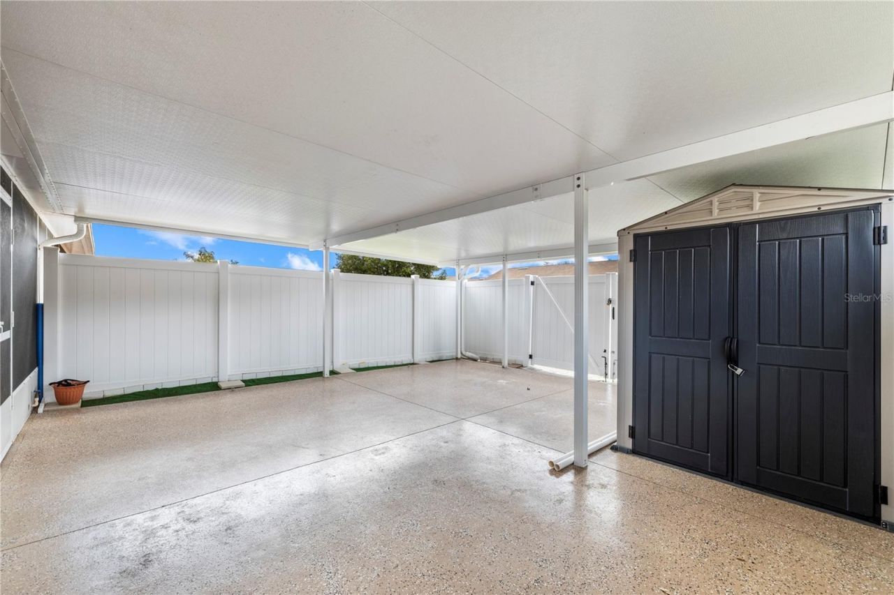 4209 Club Circle, Lakeshore, FL 33854 Photo
