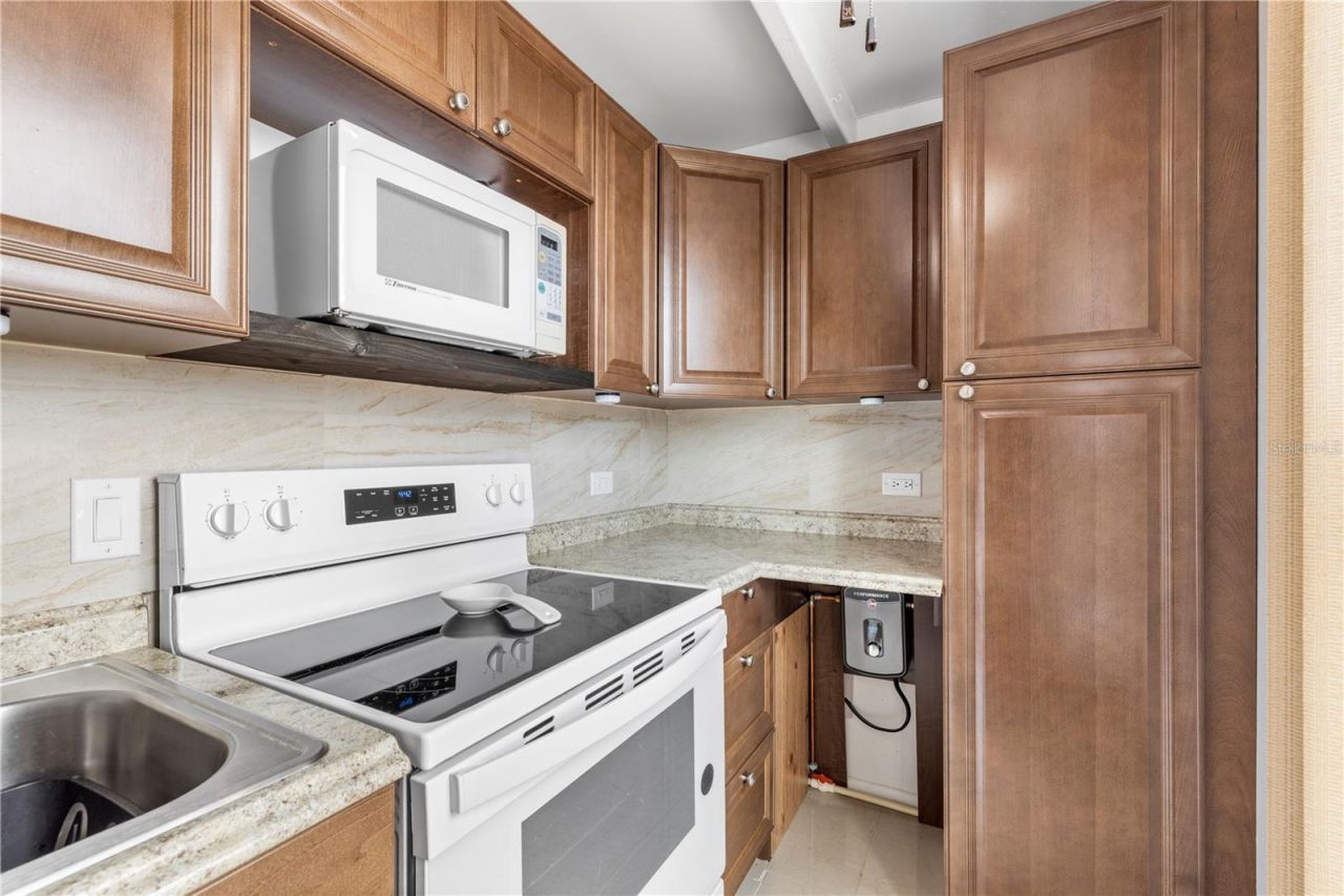 4209 Club Circle, Lakeshore, FL 33854 Photo