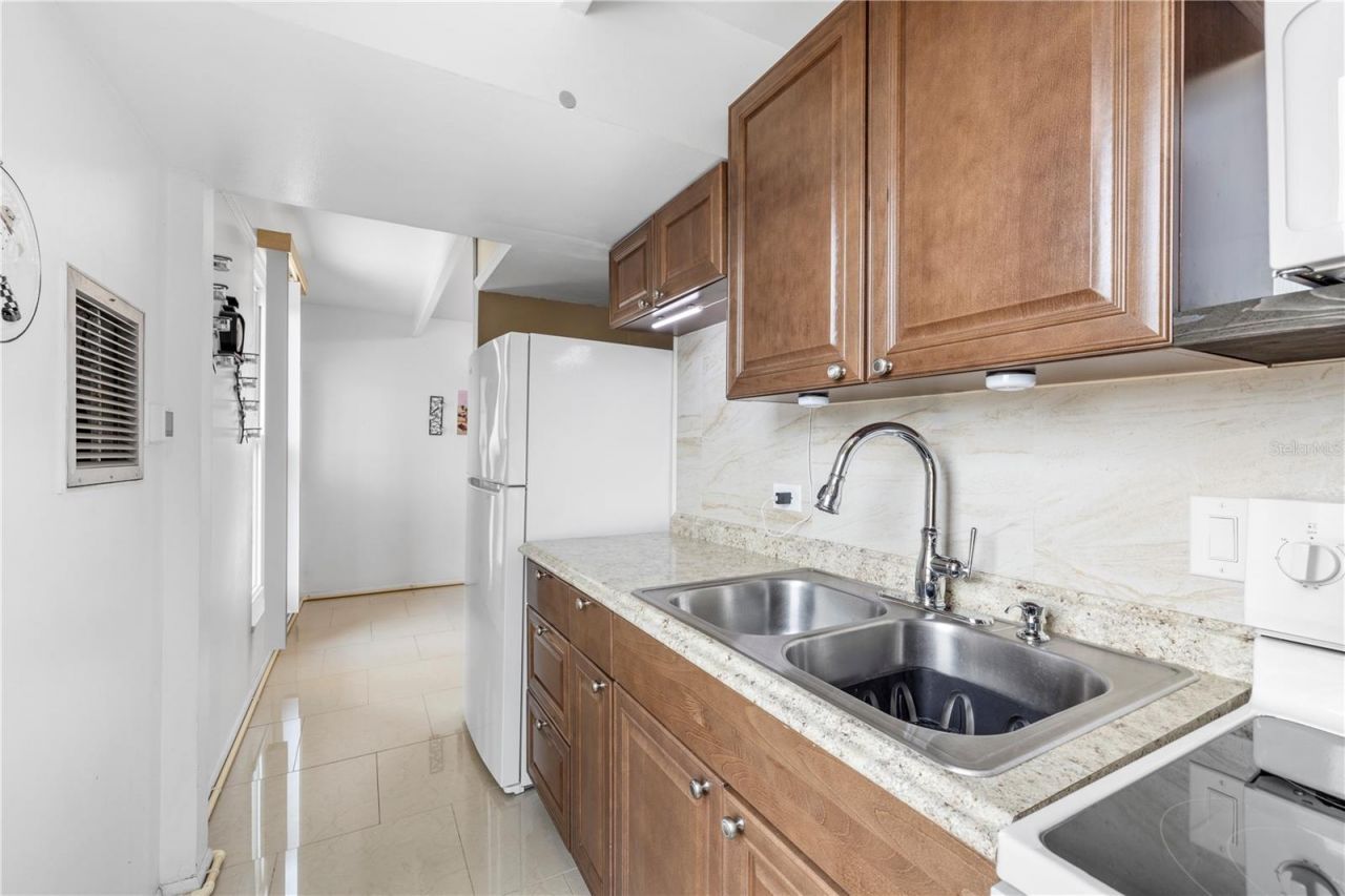 4209 Club Circle, Lakeshore, FL 33854 Photo