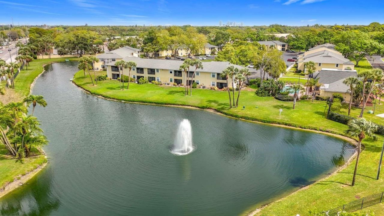 3001 58th Avenue S, Unit 603, Saint Petersburg, FL 33712 Photo