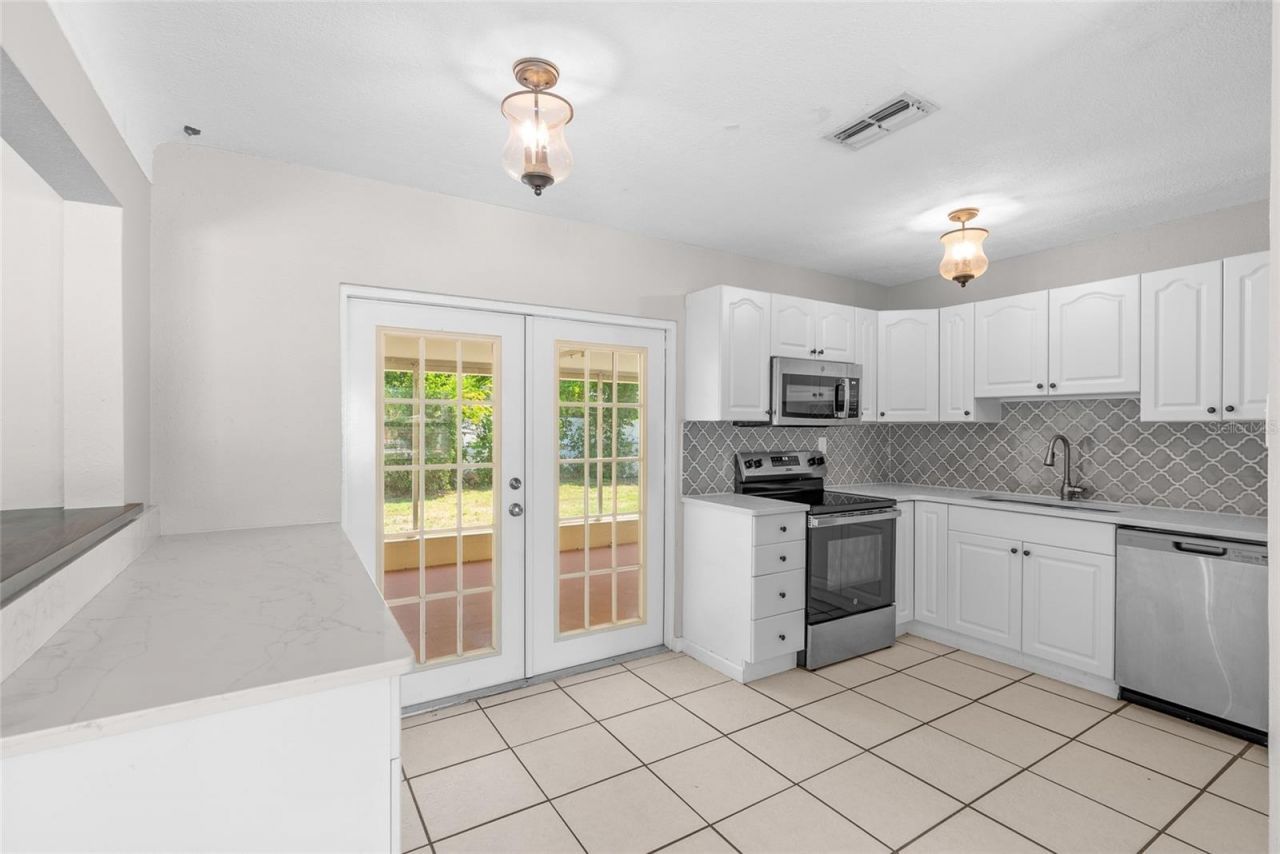 4813 Lake Charles Drive N, Kenneth City, FL 33709 Photo