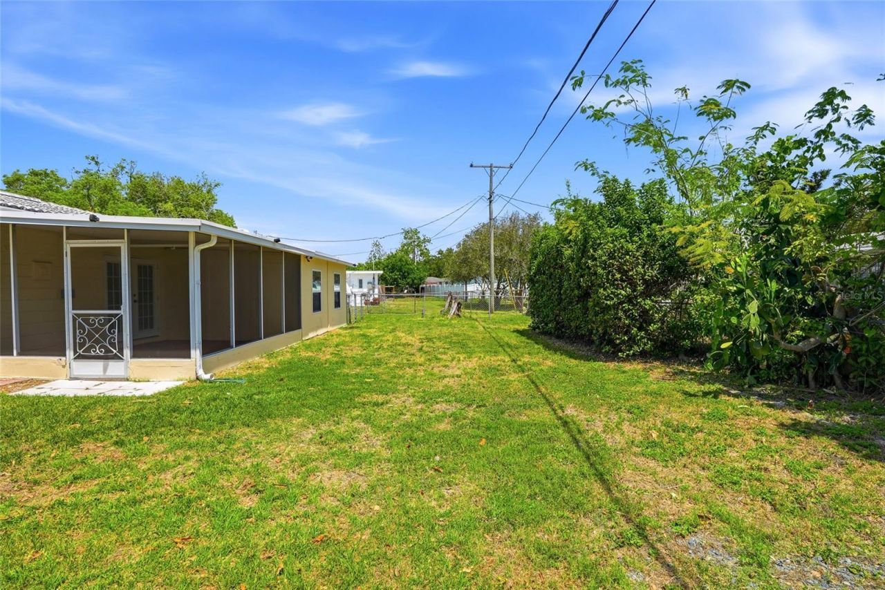 4813 Lake Charles Drive N, Kenneth City, FL 33709 Photo