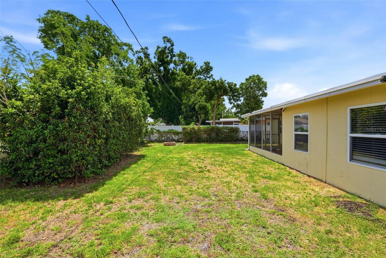 4813 Lake Charles Drive N, Kenneth City, FL 33709 Photo