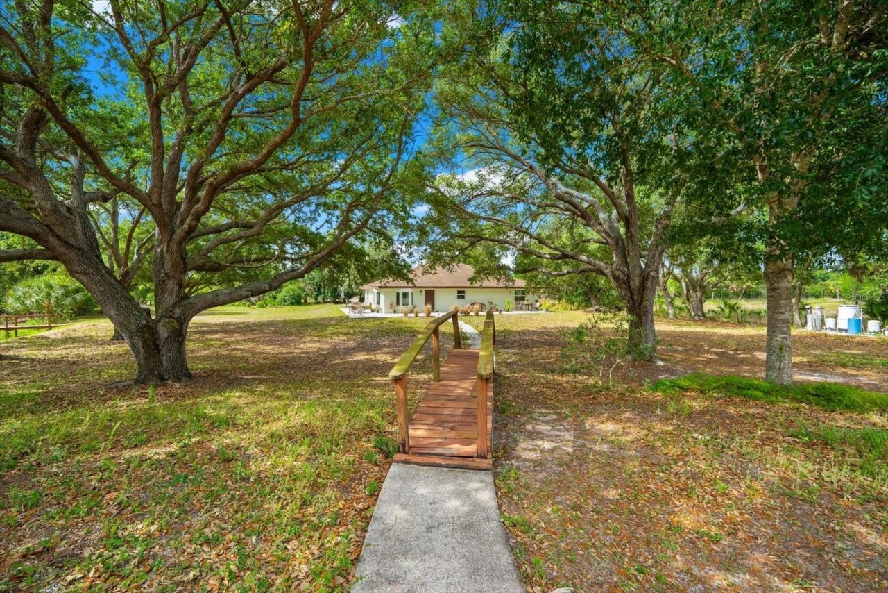 2900 Curry Lane, Nokomis, FL 34275 Photo