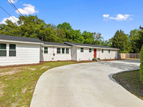 107 Water Oak Street, Freeport, FL 32439