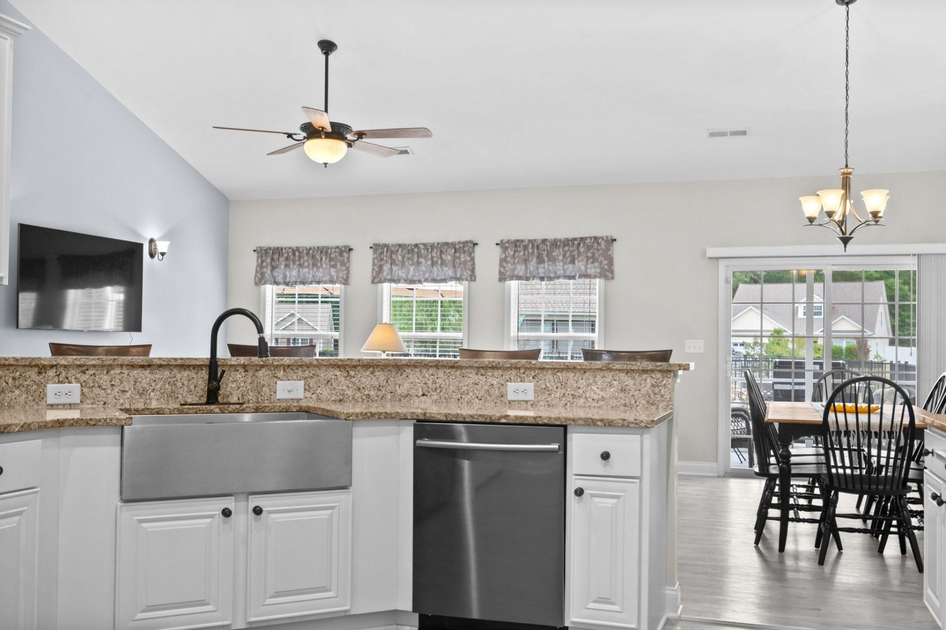 700 Weston Dr. Photo 20