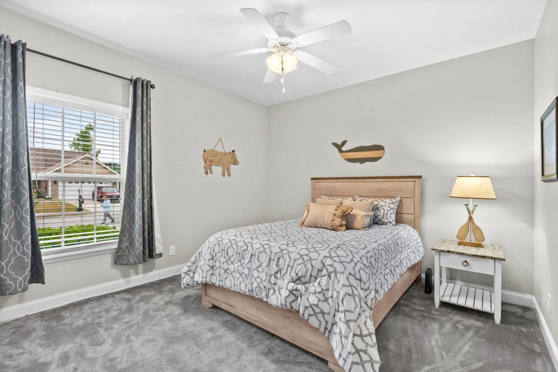 700 Weston Dr. Photo 30