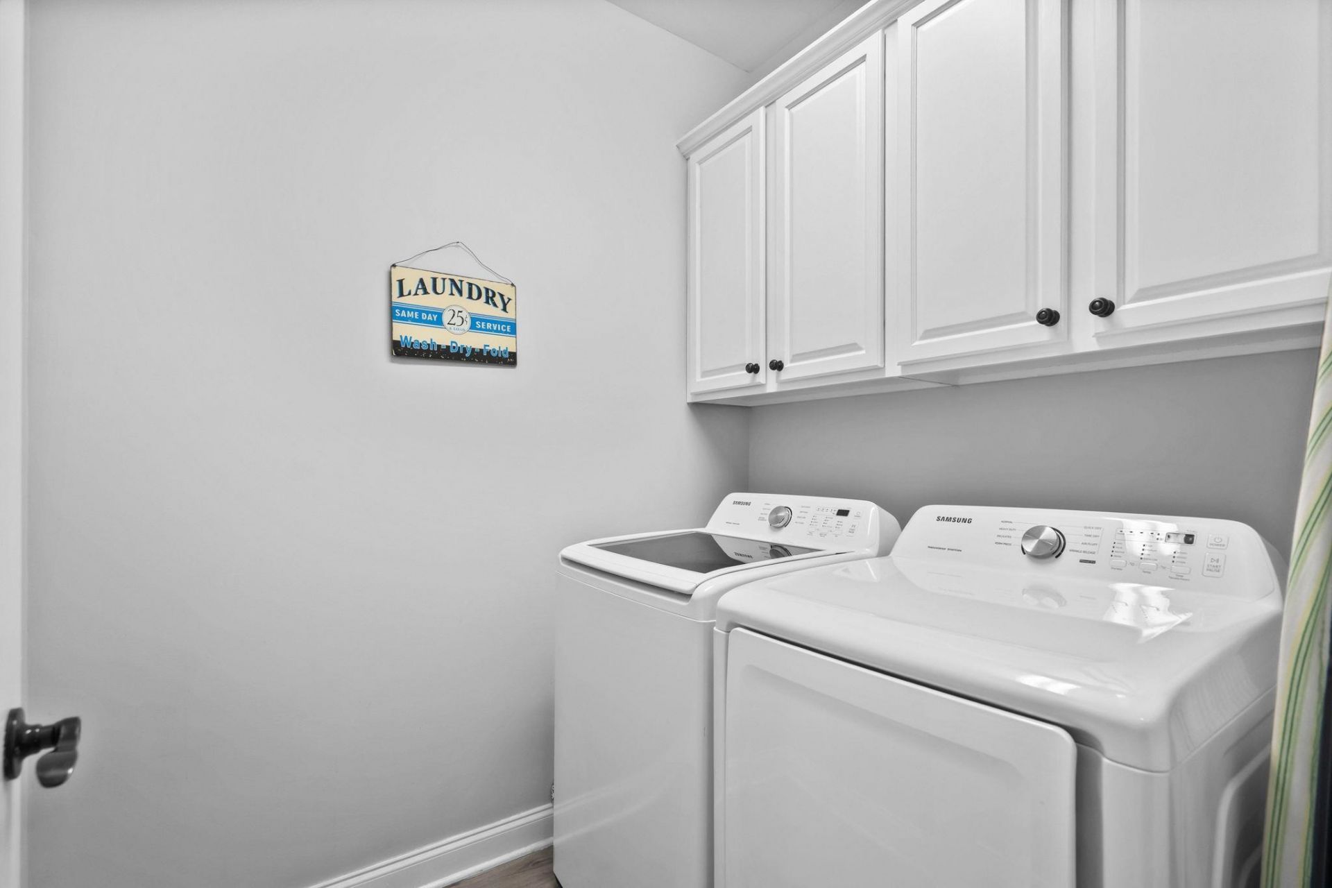 700 Weston Dr. Photo 33