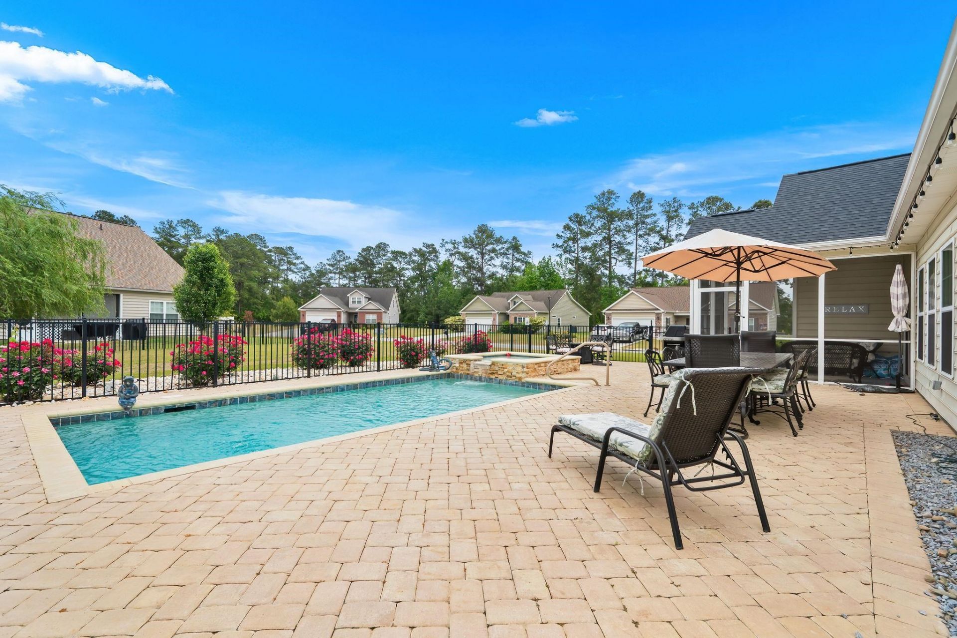 700 Weston Dr. Photo 41