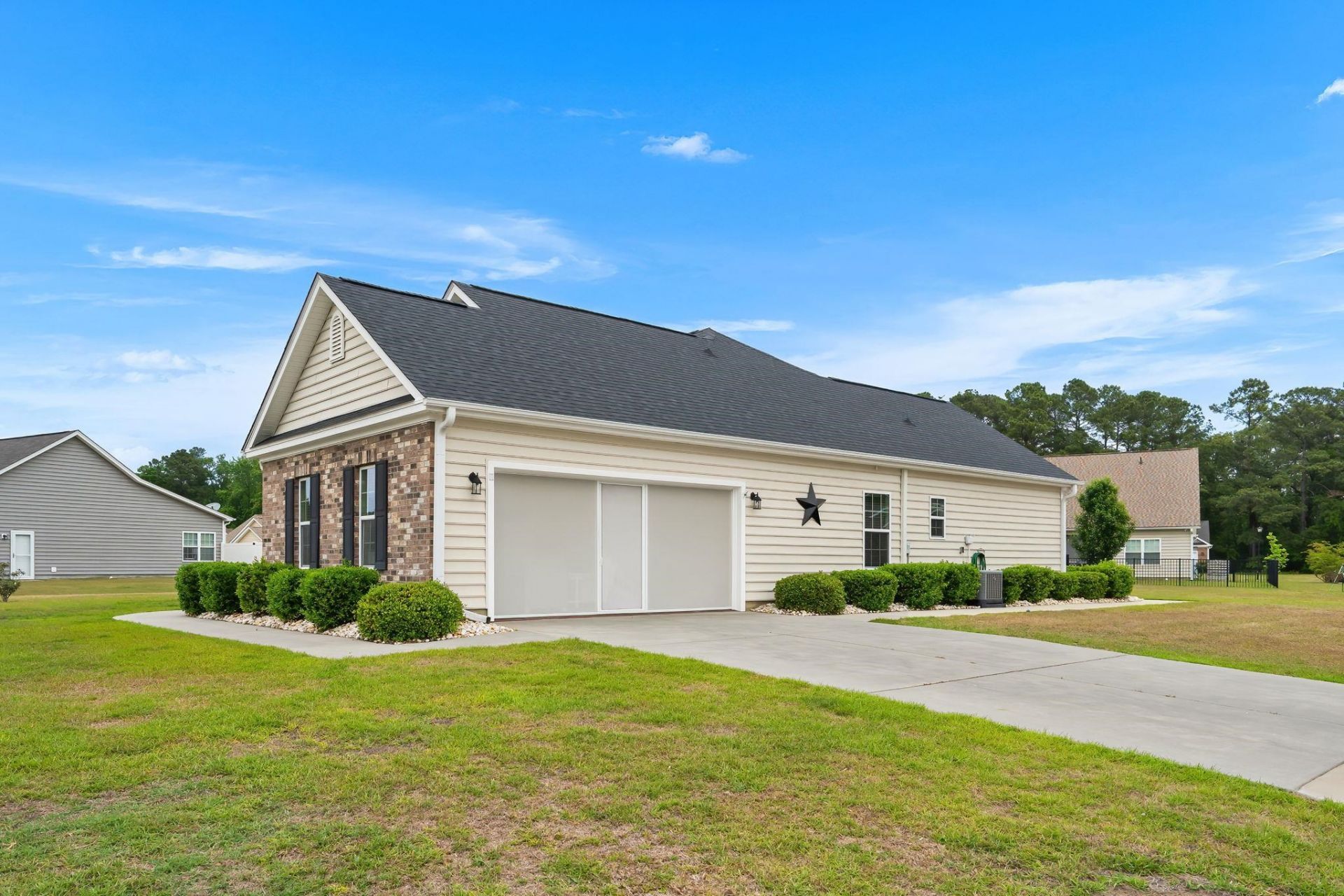 700 Weston Dr. Photo 46