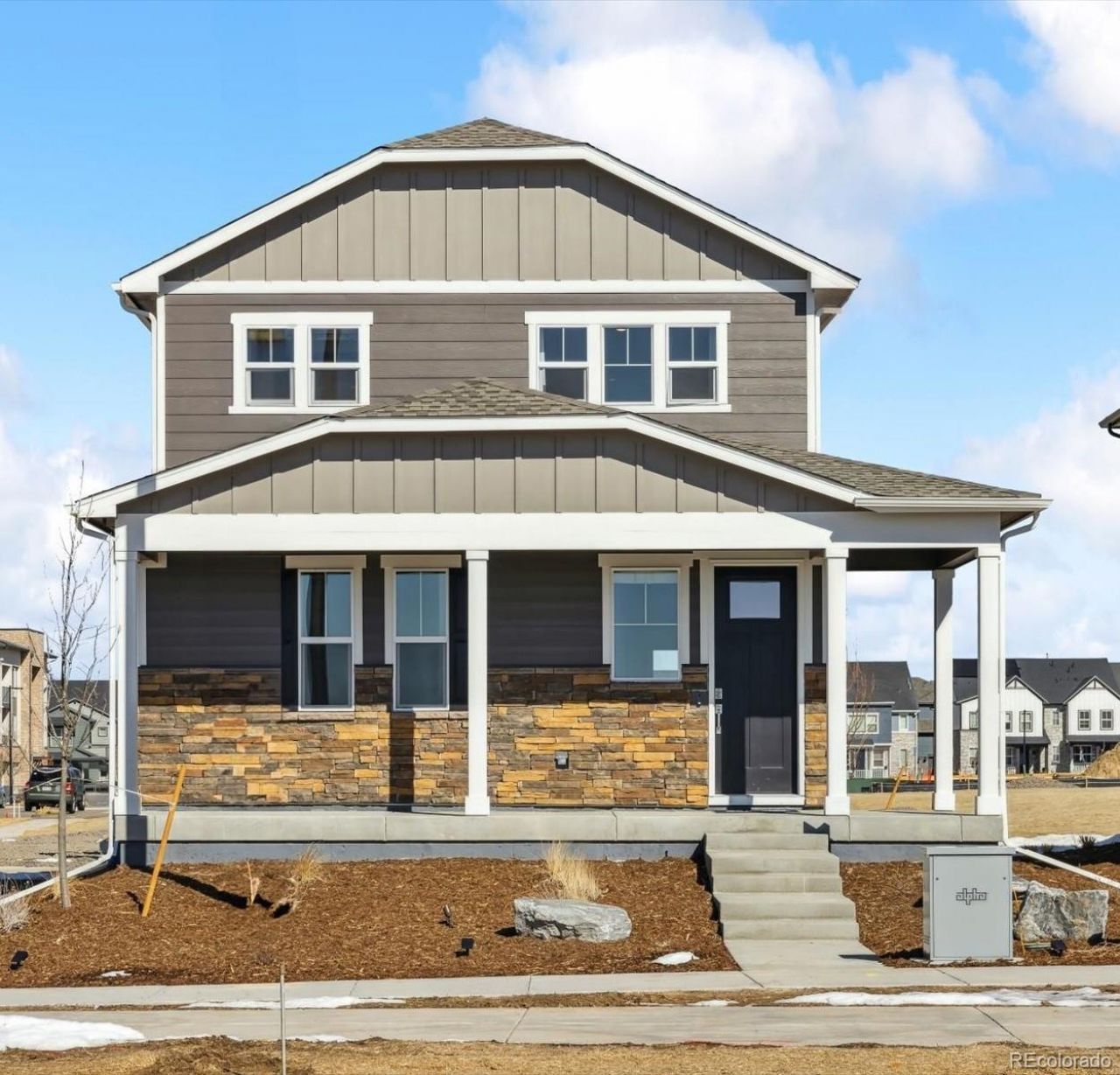 658 N Ukraine Street, Aurora, CO 80018 Main Photo