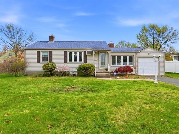 11 Judith St, Springfield, MA 01118